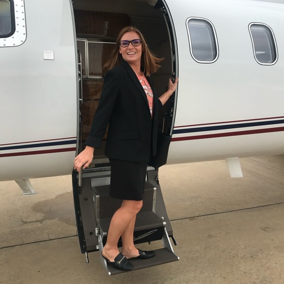 Meet your Posher, Lauren - Picture 8 of 16